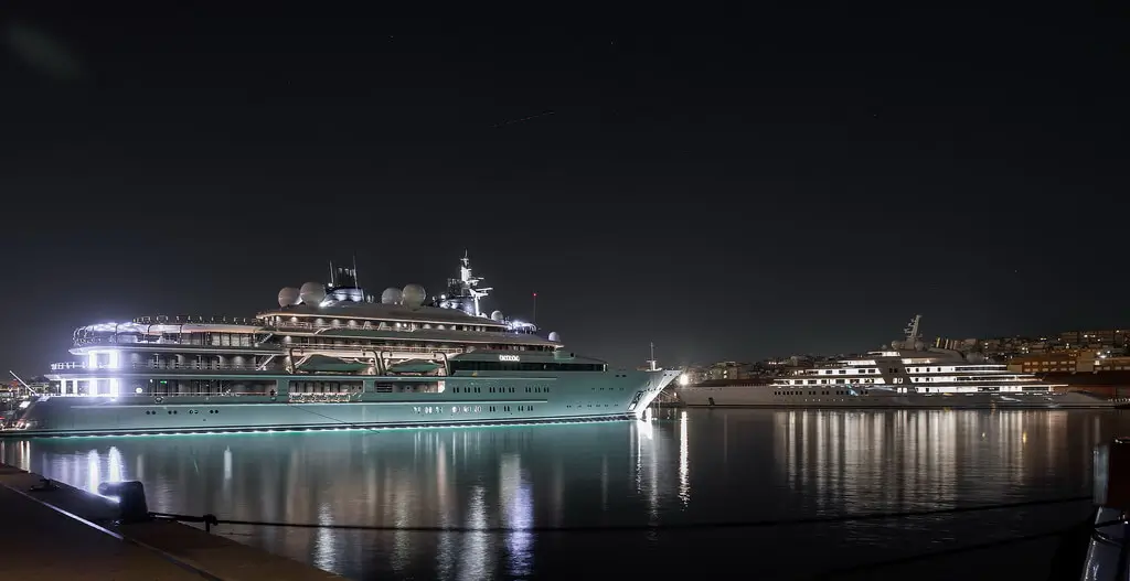 night luxury super yacht
